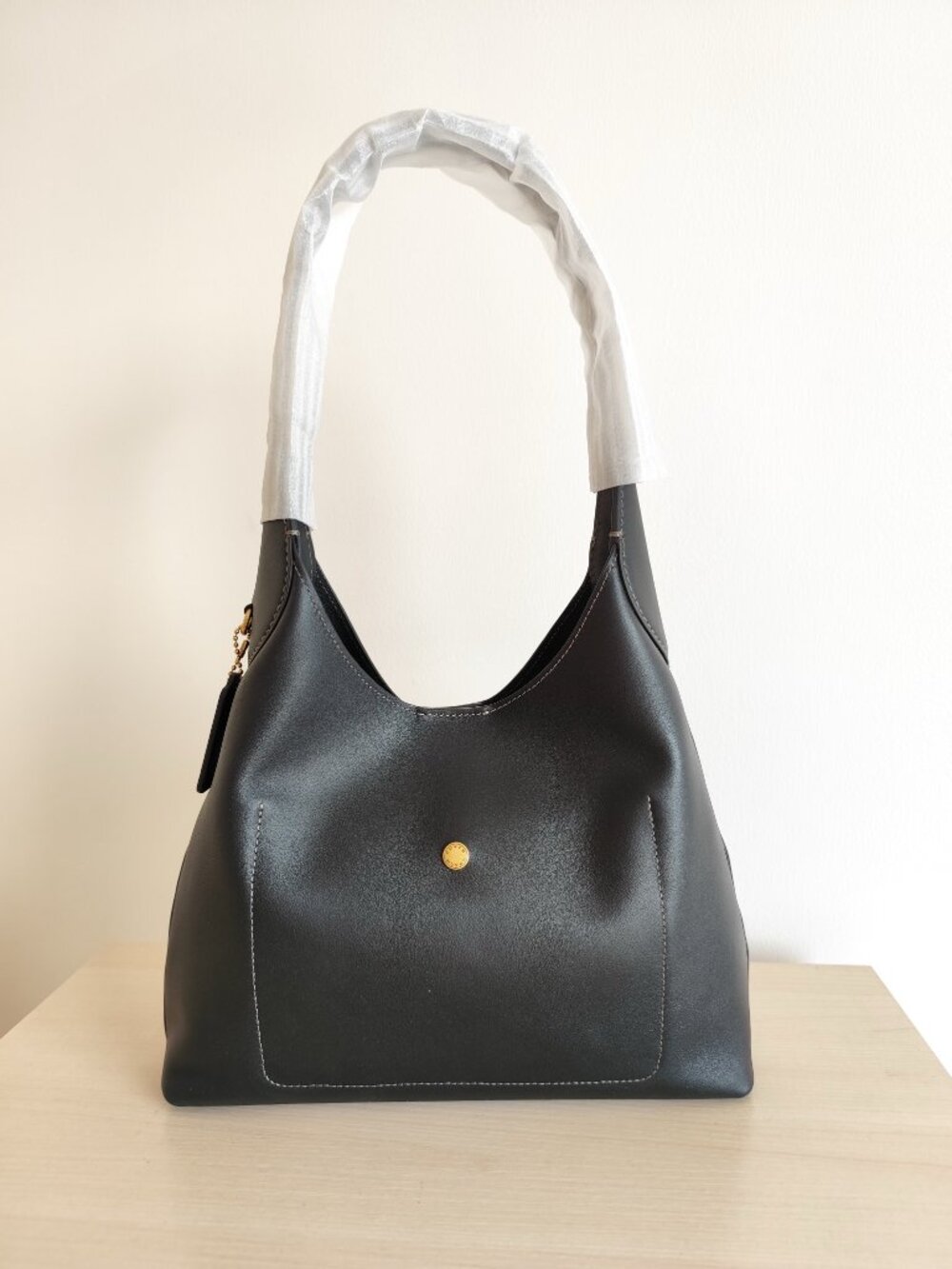 Coach Brooklyn 28 Tote Shoulder Bag Authentic - Picture 7 of 7